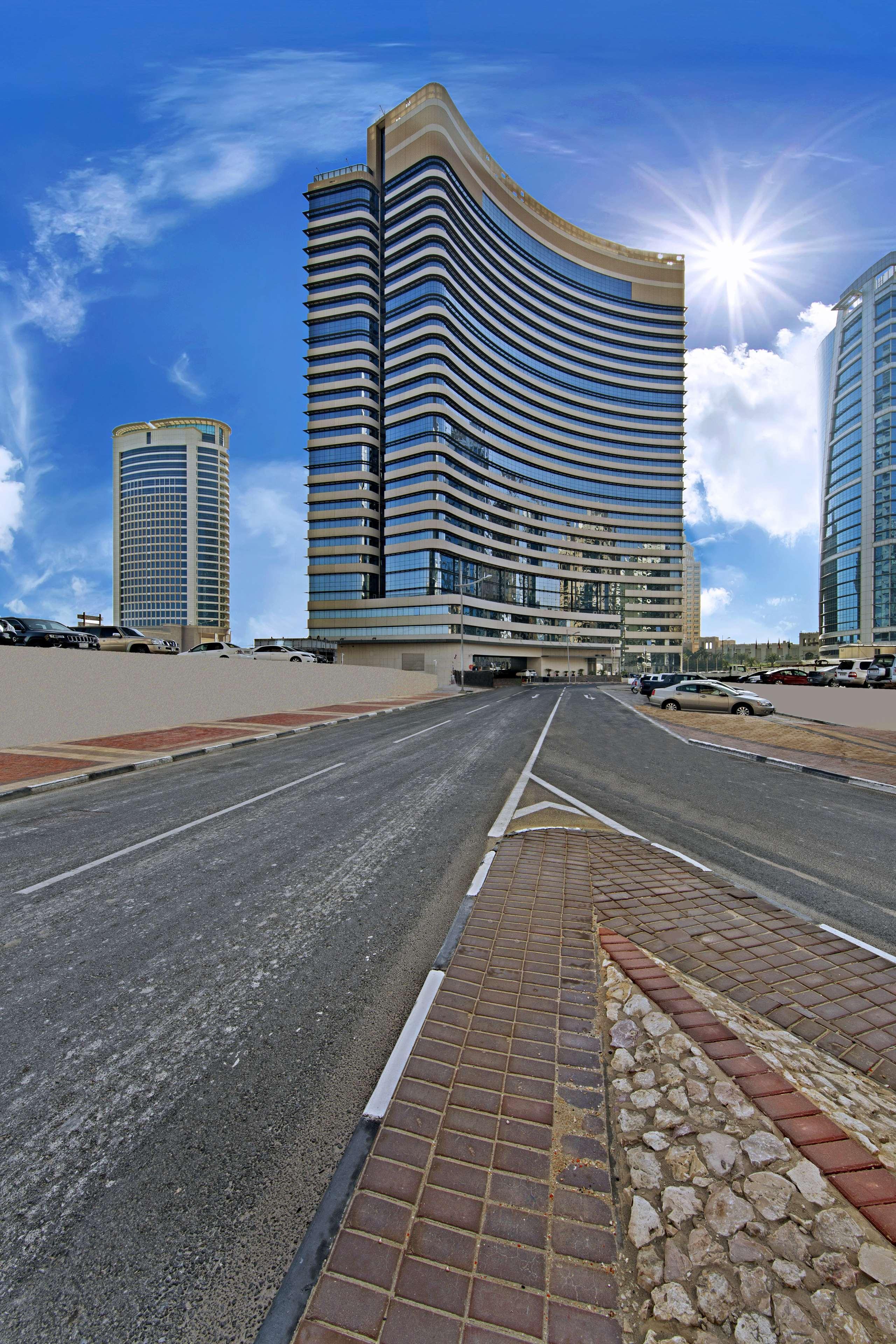 The Curve Hotel Doha Exterior foto