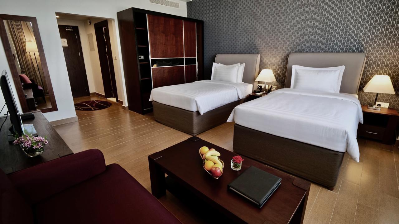 The Curve Hotel Doha Exterior foto